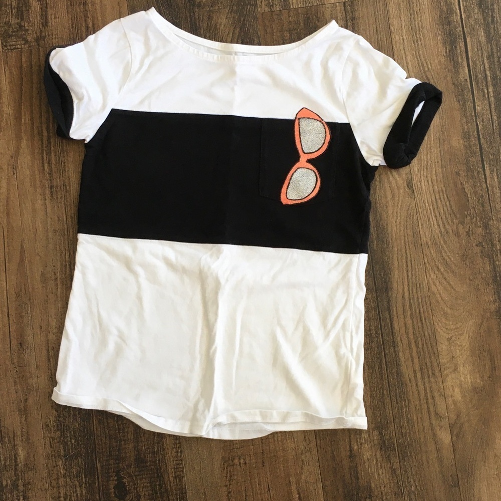 Kids Kate Spade Black and White T-Shirt with Sunglasses Design